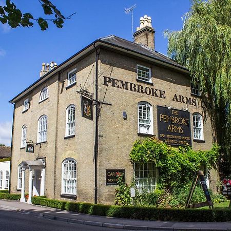 Отель The Pembroke Arms Wilton  Экстерьер фото