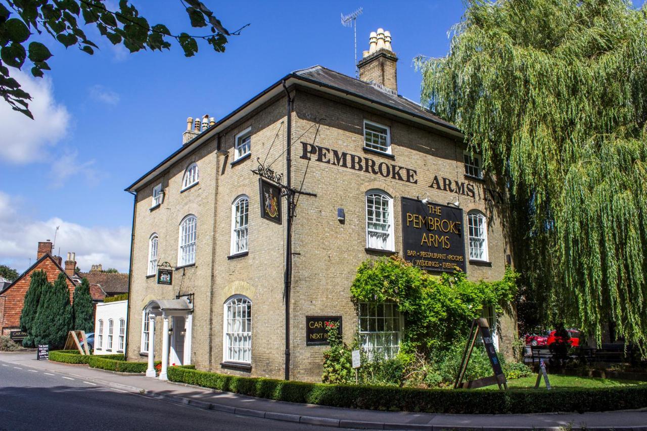 Отель The Pembroke Arms Wilton  Экстерьер фото